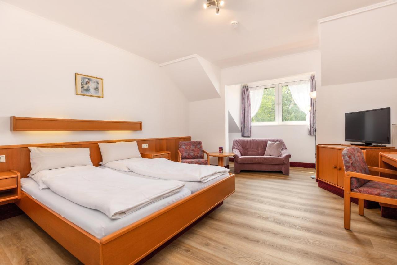 Sattelbogener Hof Hotel Traitsching Ngoại thất bức ảnh