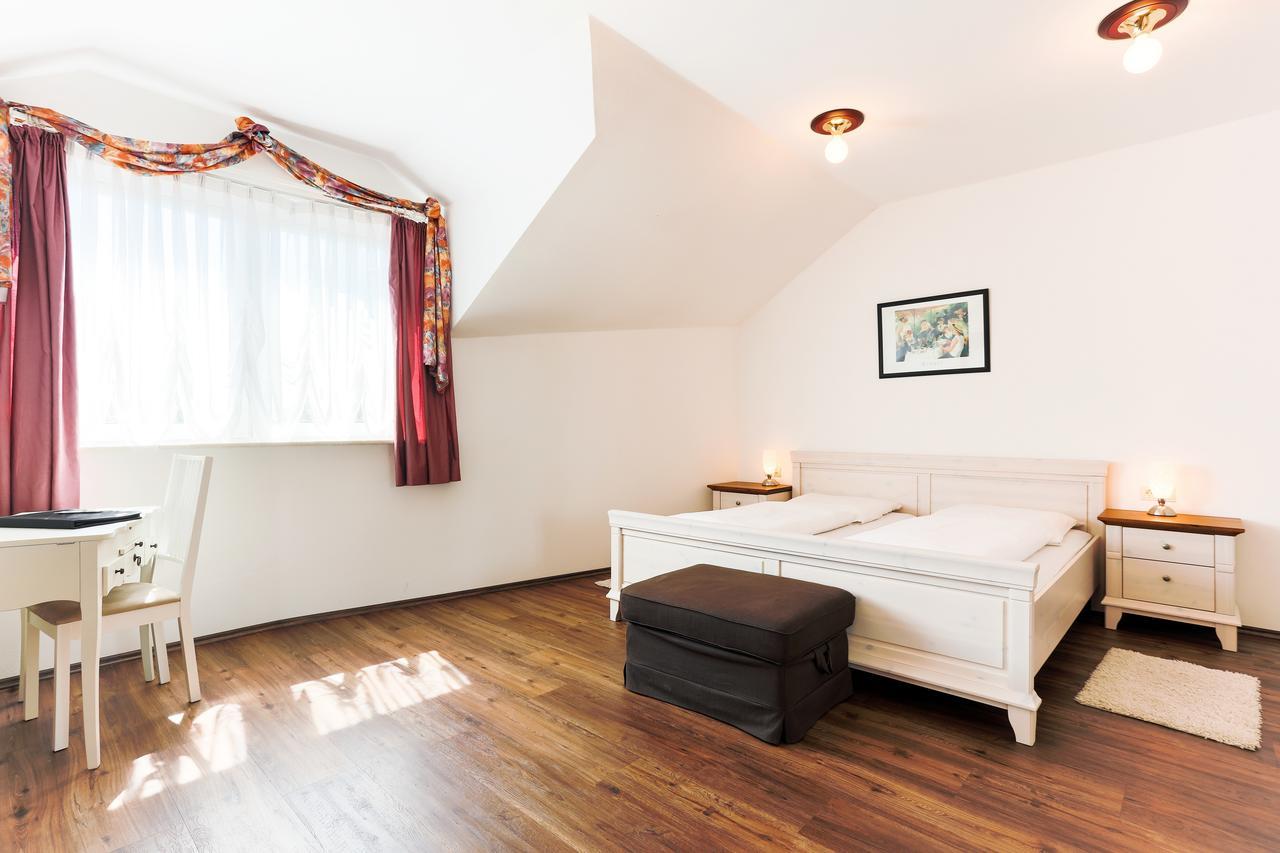 Sattelbogener Hof Hotel Traitsching Ngoại thất bức ảnh