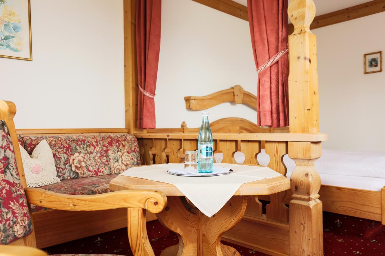 Sattelbogener Hof Hotel Traitsching Ngoại thất bức ảnh